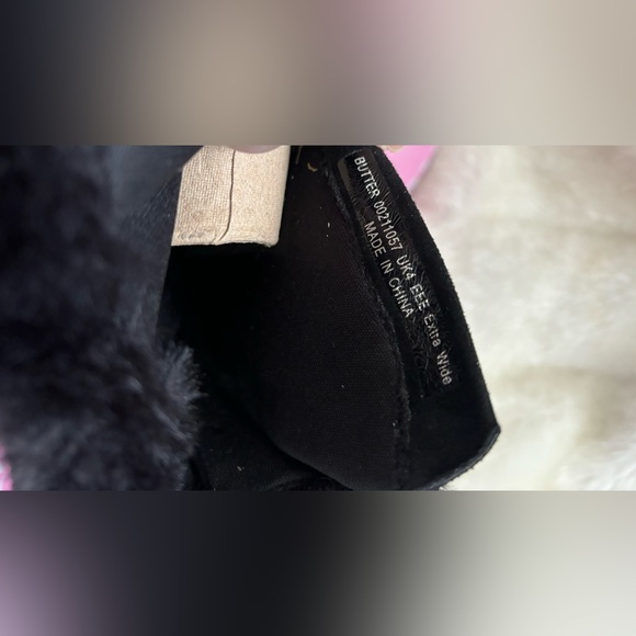 Black Ankle Boots with Faux Fur - Picture 10 of 10